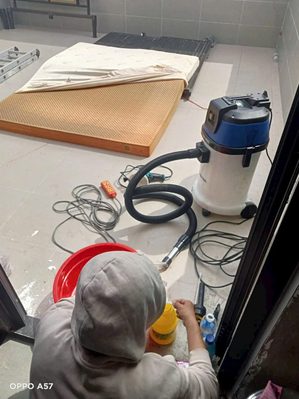 Dịch Vụ Giặt Nệm Chuyên Nghiệp Xử Lý Vết Máu Cứng Đầu dịch vụ giặt nệm chuyên nghiệp xử lý vết máu cứng đầu