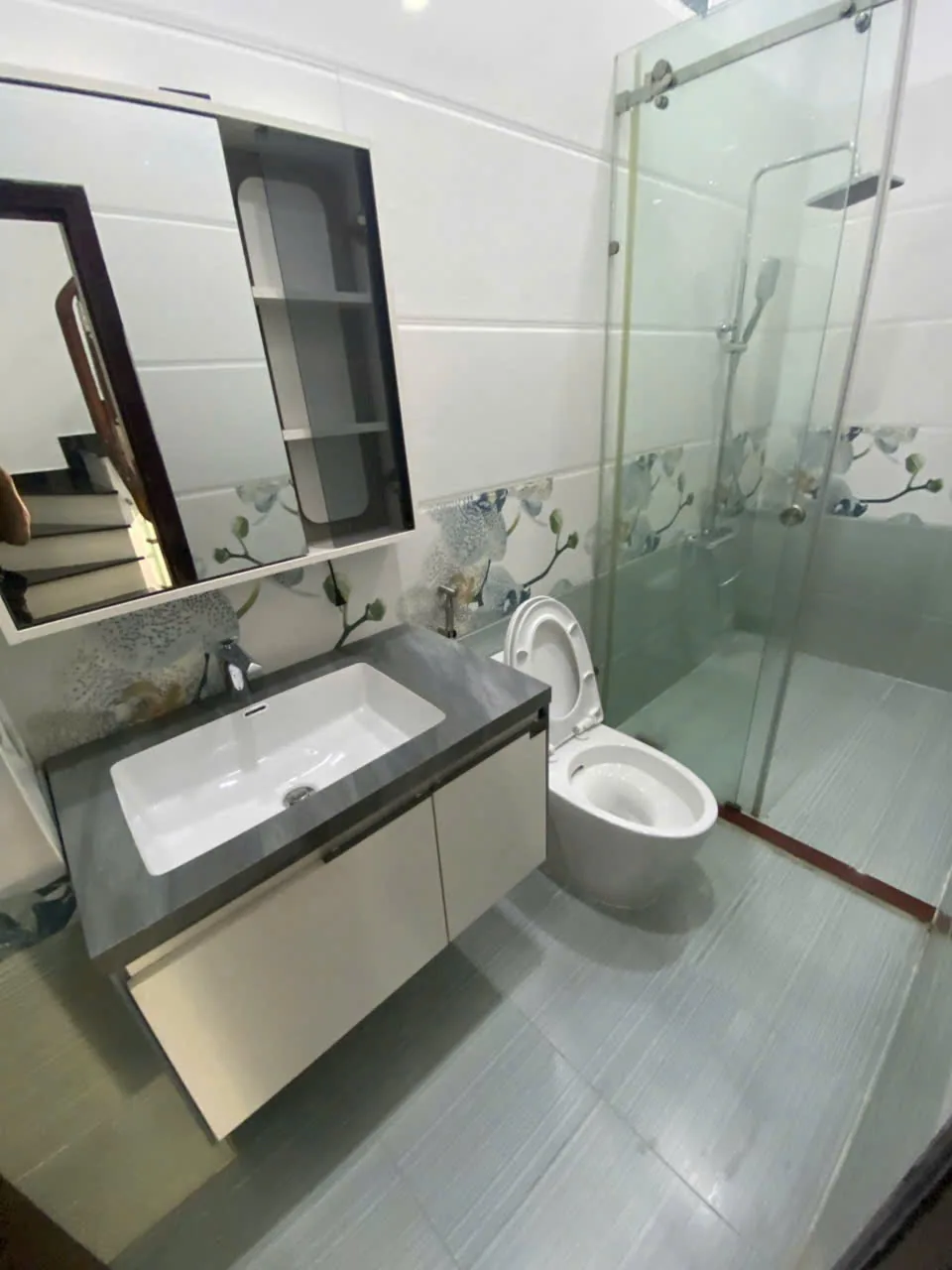 phòng ngủ nhà Phạm Hùng Quận 8 gọn thoáng sạch