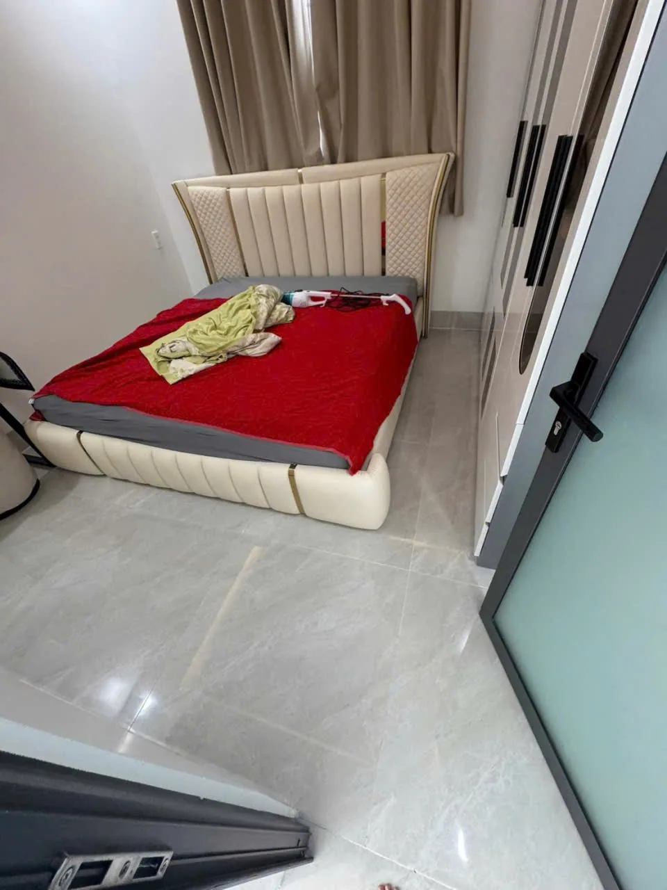 phòng ngủ nhà phố Tân An Long An sau tổng vệ sinh